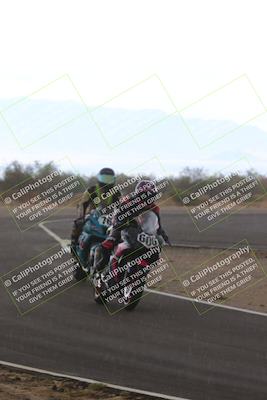 media/Sep-10-2022-SoCal Trackdays (Sat) [[a5bf35bb4a]]/Turn 2 (1pm)/